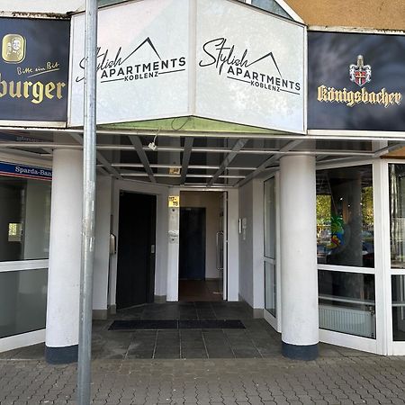African-Style Apartment - Stadtnah, Parkplatz, E-Ladestation Fuer Auto & Fahrraeder, Gitterbox Fuer Fahrraeder, Fitnessstudio Koblenz  Bagian luar foto